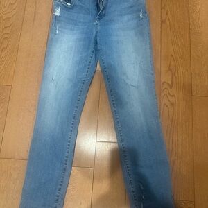 Kut from the Kloth Light Blue Straight Leg Jeans Catherine high rise